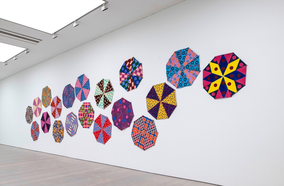 The Power of Art #90 Lucia Buceta & Dominic Beattie ‘Umbrella Paintings’