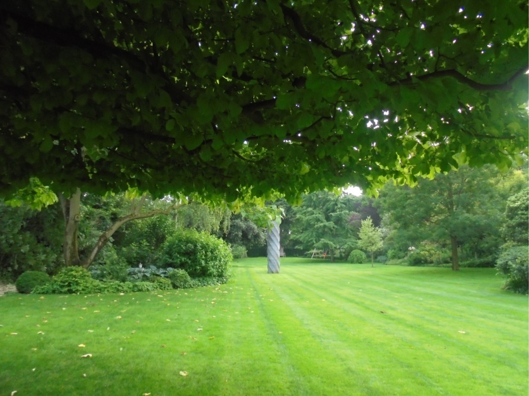 Garden, Shirazeh Houshiary,  The Extended Shadow, 1994.